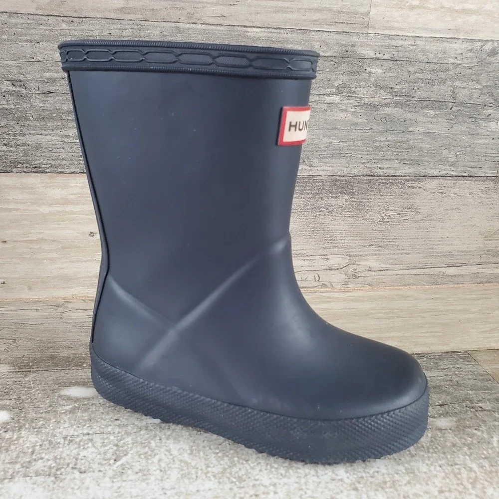 Hunter First Classic Little Kid Rain Boot Sz 6 Navy Waterproof Round Toe Pull-On